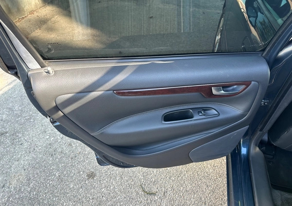 Volvo V70 cena 23900 przebieg: 240000, rok produkcji 2007 z Okonek małe 781
